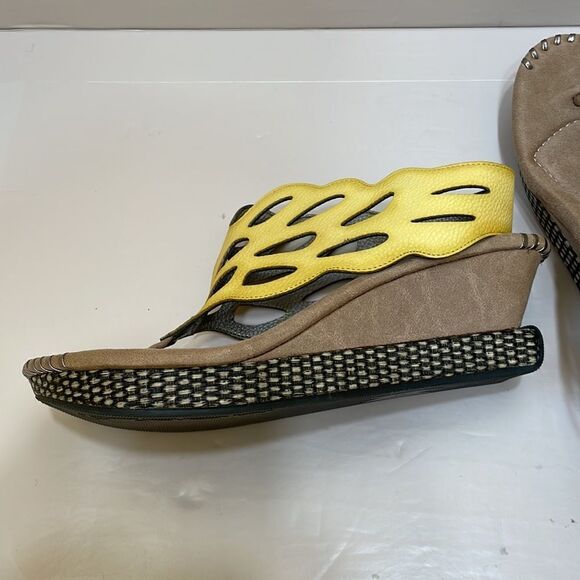 MODZORI REVERSIBLE SANDALS IN LEATHER‎ - Picture 7 of 10